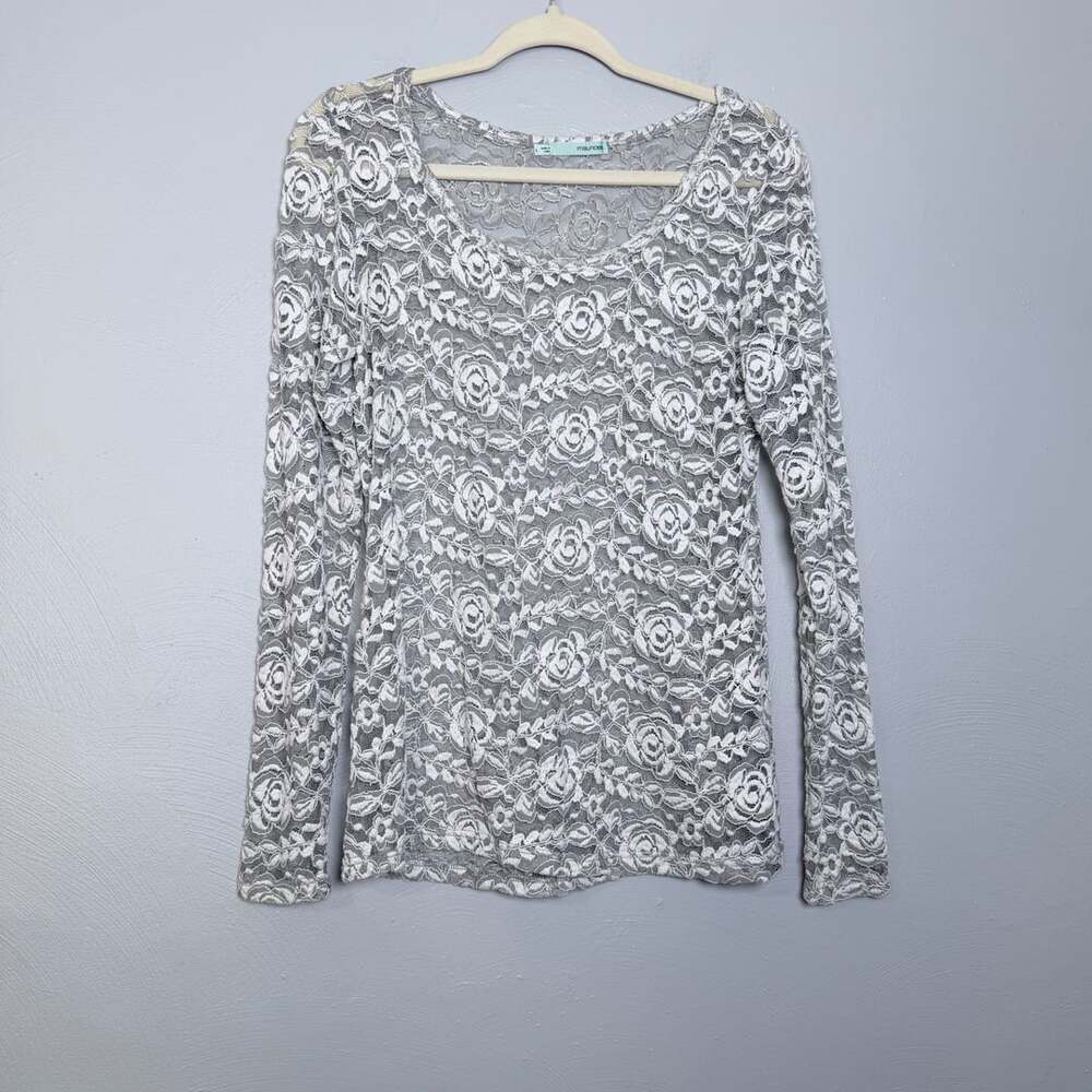 Maurices Floral Lace Top Size L Gray White Long Sleeve